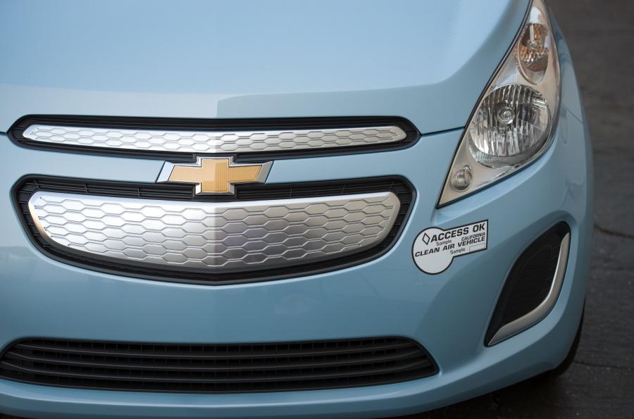  Chevrolet Spark EV 2013 года  (фото 18 из 42)